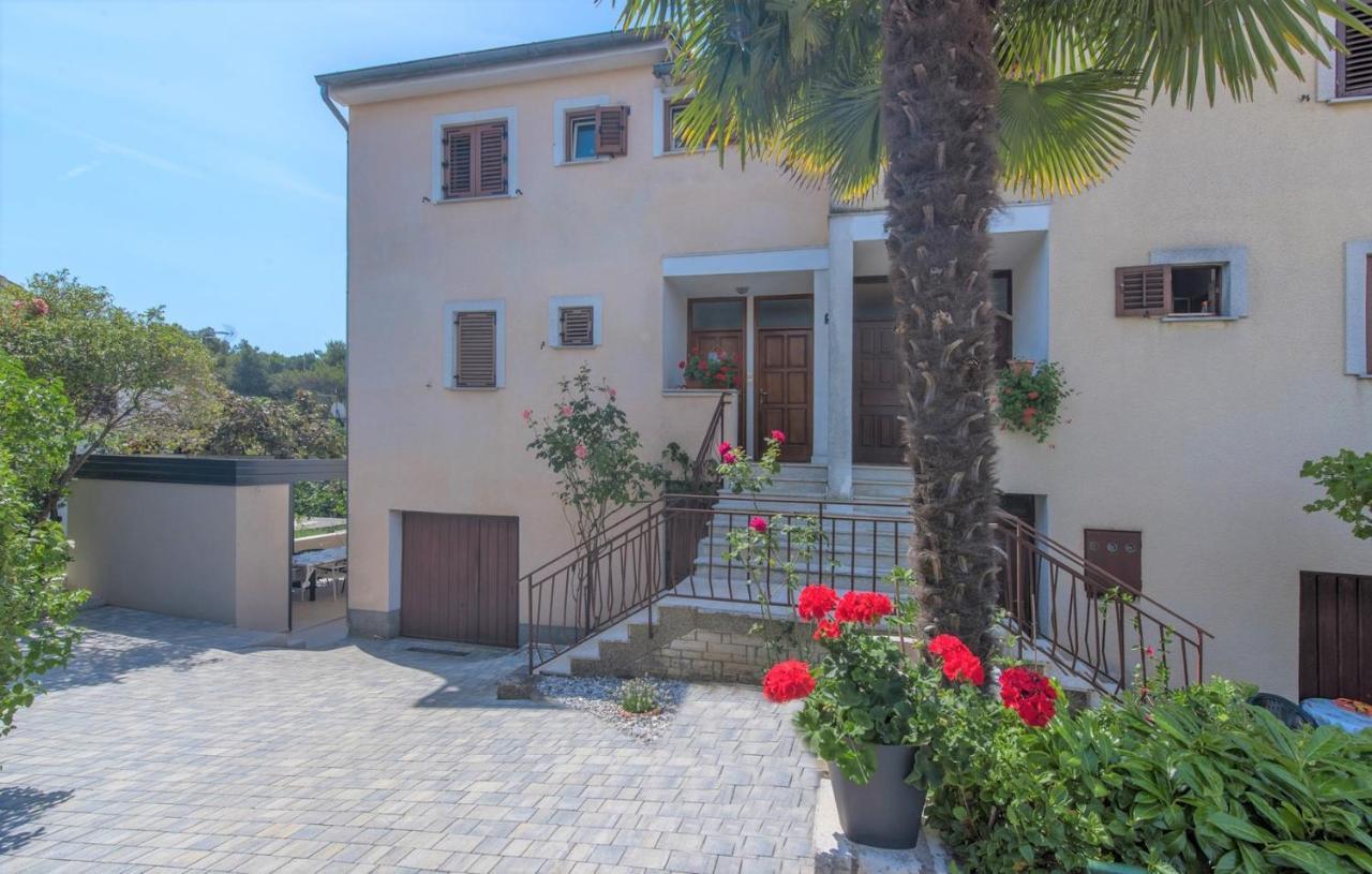 Poli Nona - Renovated In 2023 Appartement Poreč Buitenkant foto