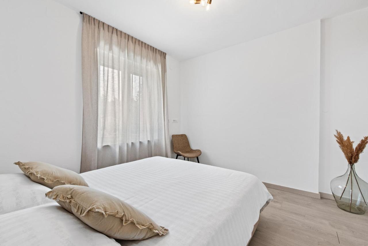 Poli Nona - Renovated In 2023 Appartement Poreč Buitenkant foto